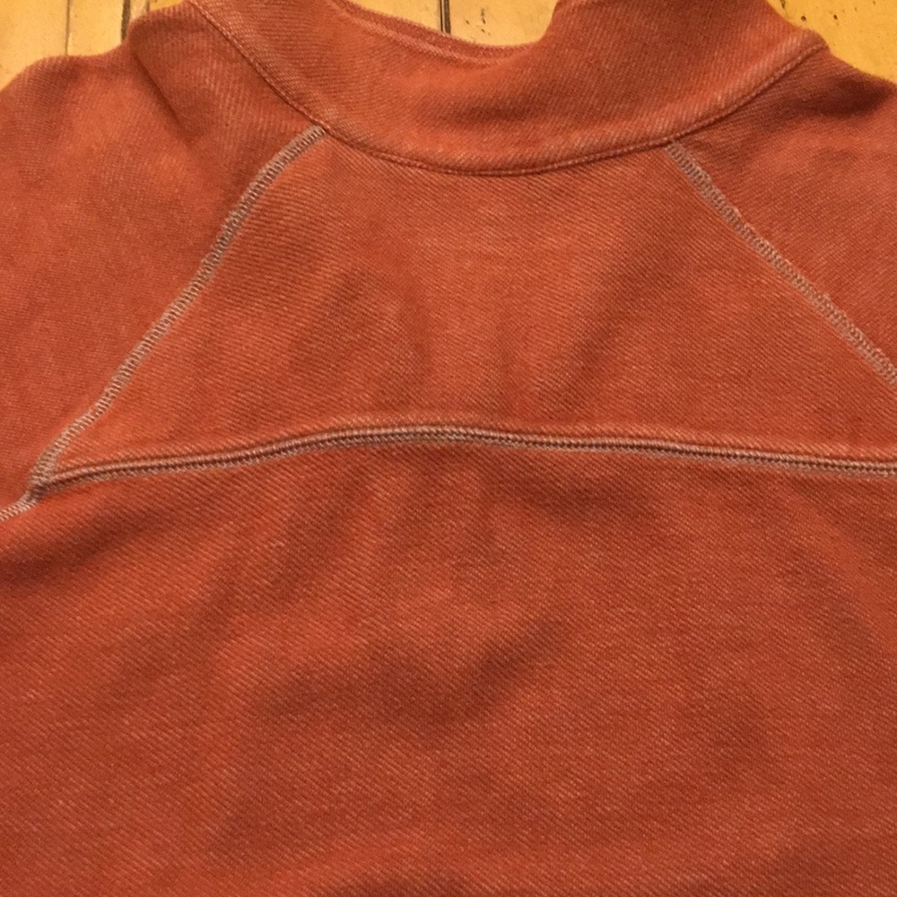 Tommy Bahama 1/2 zip sweater Size L - Picture 6 of 6